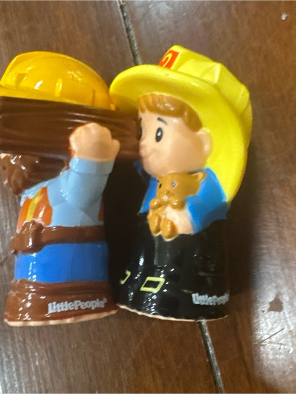 Fisher Price Little People Firefighter & Lumberjack Woodcutter Figures - Picture 4 of 4